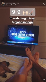 Paulina Gretzky feet photo thumbnail