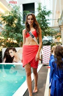 Paulina Krupinska feet photo thumbnail