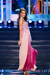 Paulina Krupinska feet photo thumbnail