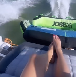 Paulina Krupinska feet photo thumbnail