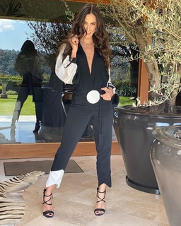 Paulina Mercado feet photo thumbnail