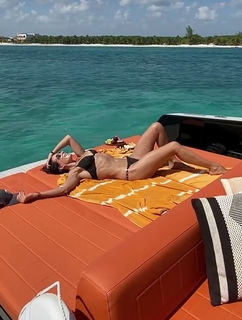 Paulina Mercado feet photo thumbnail