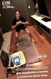 Paulina Mercado feet photo thumbnail