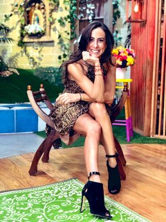 Paulina Mercado feet photo thumbnail