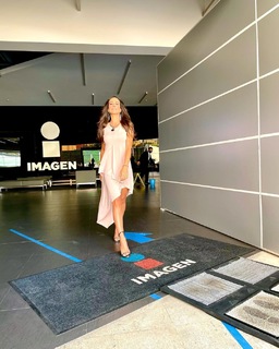 Paulina Mercado feet photo thumbnail