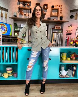 Paulina Mercado feet photo thumbnail