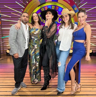 Paulina Mercado feet photo thumbnail