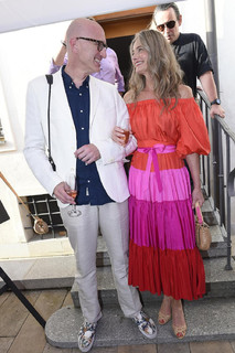 Paulina Porizkova feet photo thumbnail