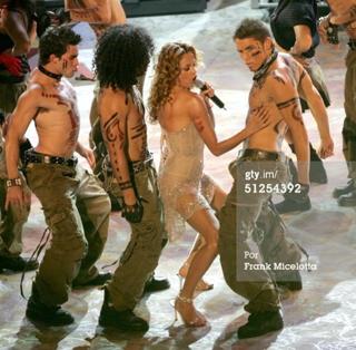 Paulina Rubio feet photo thumbnail