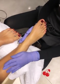 Paulina Sykut feet photo thumbnail