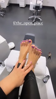 Paulina Sykut feet photo thumbnail