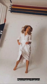 Paulina Sykut feet photo thumbnail