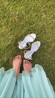 Paulina Sykut feet photo thumbnail