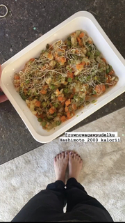 Paulina Sykut feet photo thumbnail
