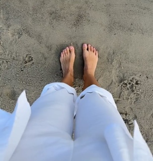 Paulina Sykut feet photo thumbnail