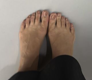 Paulina Sykut feet photo thumbnail