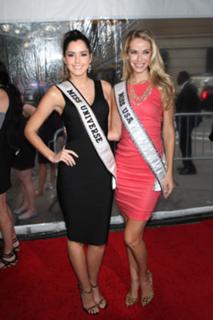 Paulina Vega feet photo 15