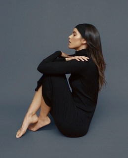 Paulina Vega feet photo 8