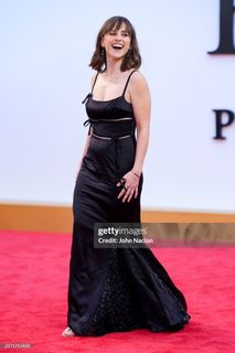 Pauline Chalamet feet photo 3