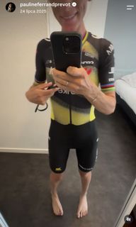 Pauline Ferrand-Prevot feet photo 2