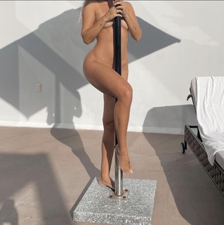 Pauline Tantot feet photo 11