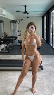Pauline Tantot feet photo 17