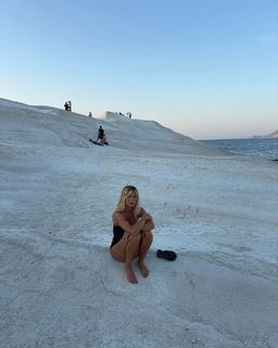 Pauline Tantot feet photo 3