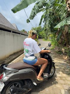 Pauline Tantot feet photo 12