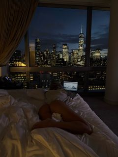 Pauline Tantot feet photo 1