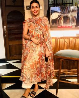 Pavitra Punia feet photo 11