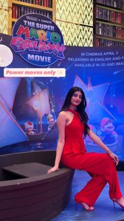 Payal Dhare feet photo 4