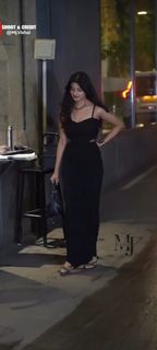 Payal Dhare feet photo 9