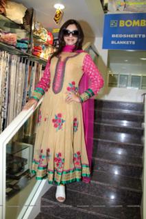 Payal Ghosh feet photo 14