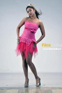 Payal Ghosh feet photo 9