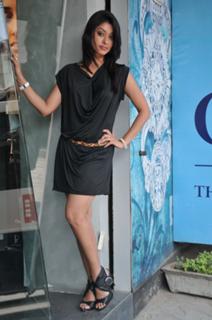 Payal Ghosh feet photo 11
