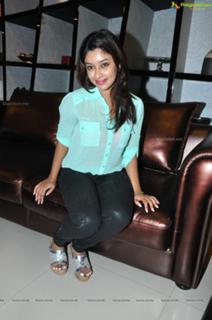 Payal Ghosh feet photo 9