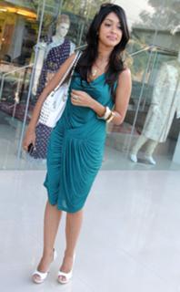 Payal Ghosh feet photo 10
