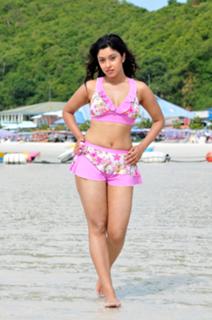 Payal Ghosh feet photo 12