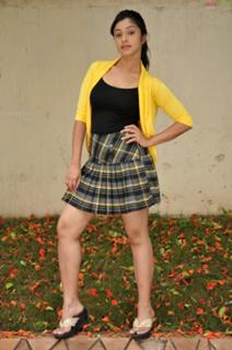 Payal Ghosh feet photo 7