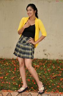 Payal Ghosh feet photo 4