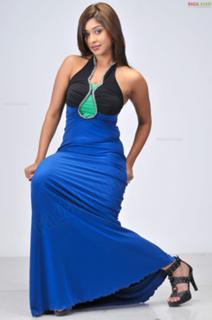 Payal Ghosh feet photo 11