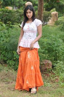 Payal Ghosh feet photo 15