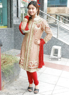 Payal Ghosh feet photo 6