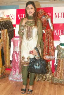 Payal Ghosh feet photo 19