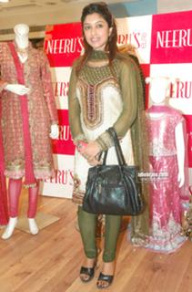 Payal Ghosh feet photo 17