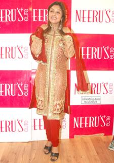 Payal Ghosh feet photo 12