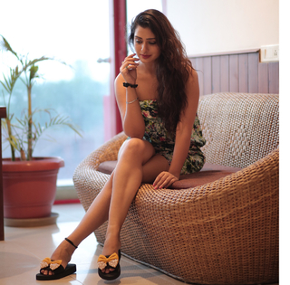 Payal Rajput feet photo 3