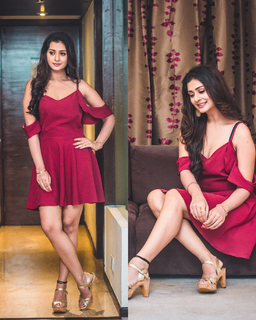 Payal Rajput feet photo 19