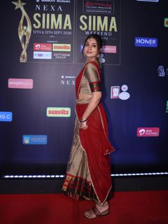 Payal Rajput feet photo 4
