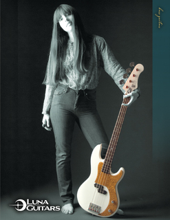 Paz Lenchantin feet photo 6